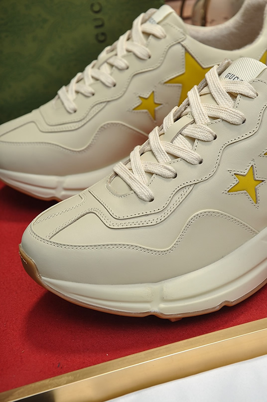 グッチ スターモチーフ 厚底スニーカー オフホワイト shoes502 - 画像 (8)