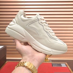 グッチ シンプルレザー 厚底スニーカー オフホワイト shoes504