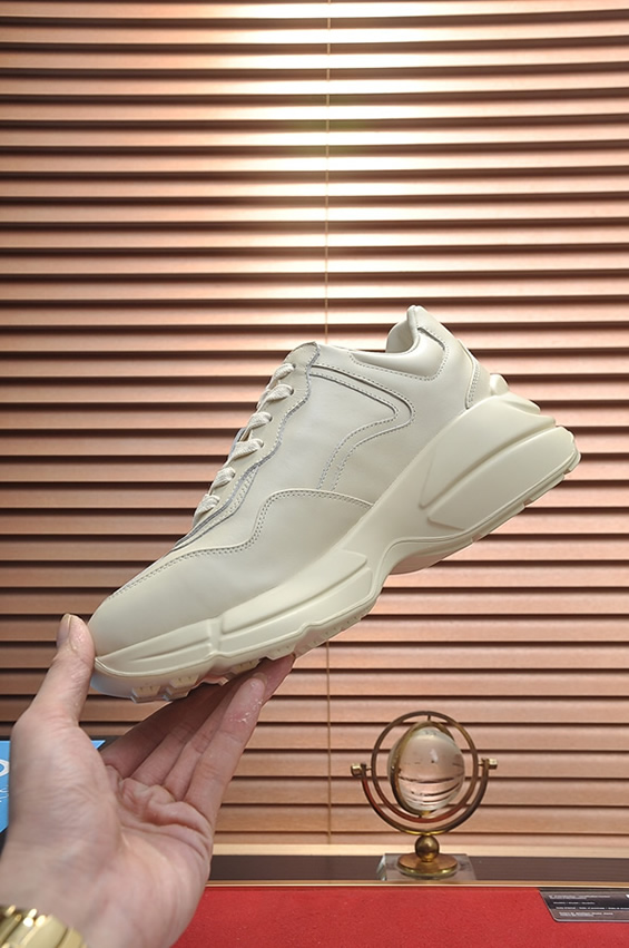 グッチ ドナルドダック「FLASH」厚底スニーカー オフホワイト shoes505 - 画像 (5)