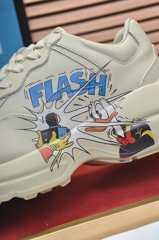グッチ ドナルドダック「FLASH」厚底スニーカー オフホワイト shoes505 - 画像 (9)