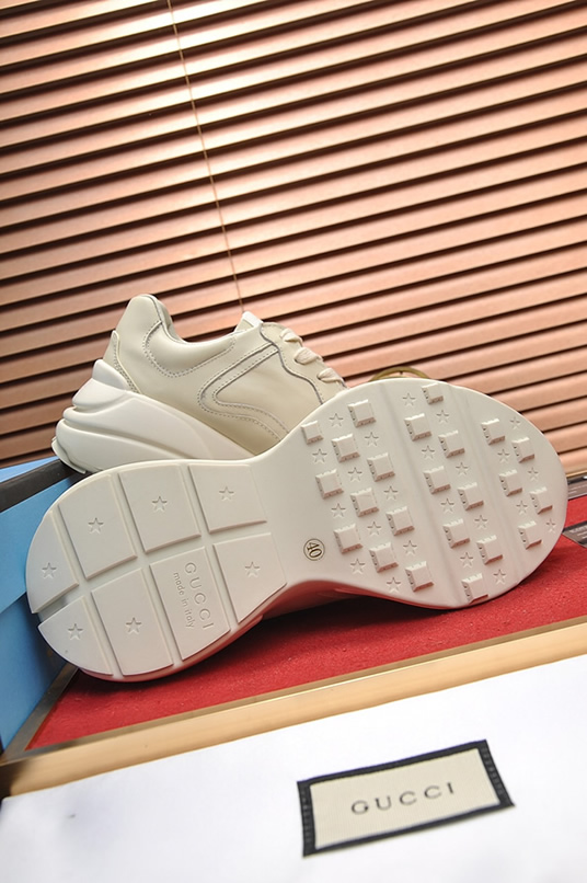 グッチ インターロッキングG・ウェブストライプ 厚底スニーカー オフホワイト shoes511 - 画像 (7)