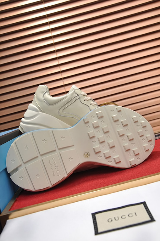 グッチ 浮世絵風波モチーフ 厚底スニーカー オフホワイト shoes513 - 画像 (7)
