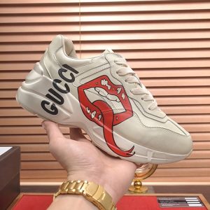 グッチ リップモチーフ 厚底スニーカー オフホワイト shoes517