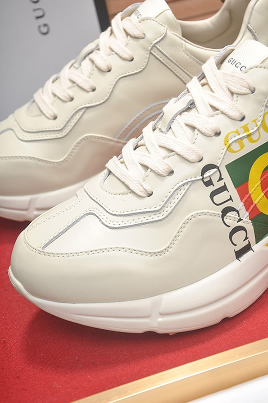 グッチ インターロッキングG ウェブストライプ 厚底スニーカー オフホワイト shoes519 - 画像 (8)