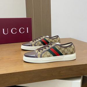 グッチ GGキャンバス ウェブストライプ スニーカー ベージュ shoes521