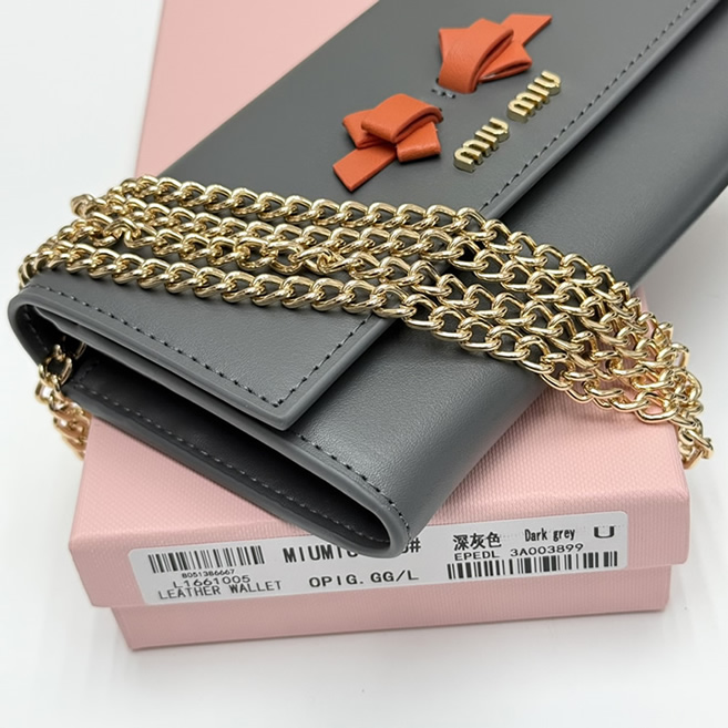 Miu Miu チェーンウォレット ダークグレー miumiuv06 - 画像 (9)