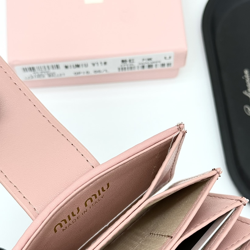 Miu Miu マテラッセレザー カードホルダー ピンク miumiuV11 - 画像 (7)