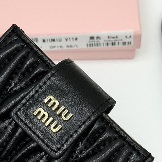 Miu Miu マテラッセレザー カードホルダー ブラック miumiuV11 - 画像 (5)
