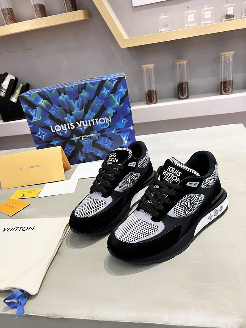 ルイ・ヴィトン ランナウェイ・ライン スニーカー ブラック shoes547