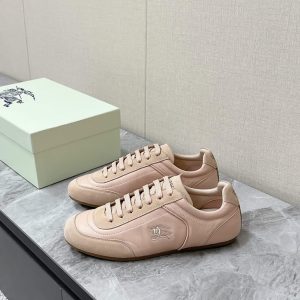 バーバリー ソフトピンク レザー スニーカー shoes559