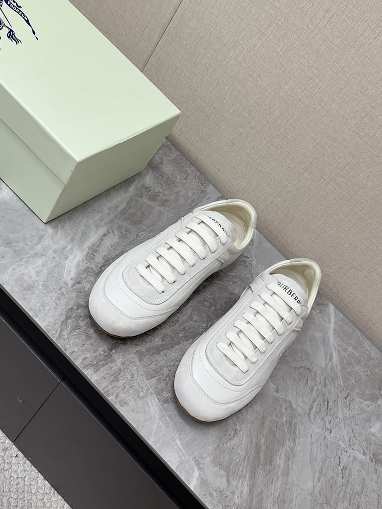 バーバリー ホワイト レザー スニーカー shoes560 - 画像 (4)