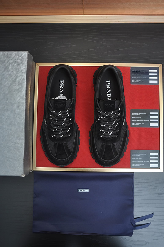 プラダ オールブラック テクニカルスニーカー shoes582 - 画像 (2)