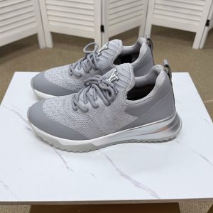 ルイ・ヴィトン 針ニット スニーカー グレー shoes585
