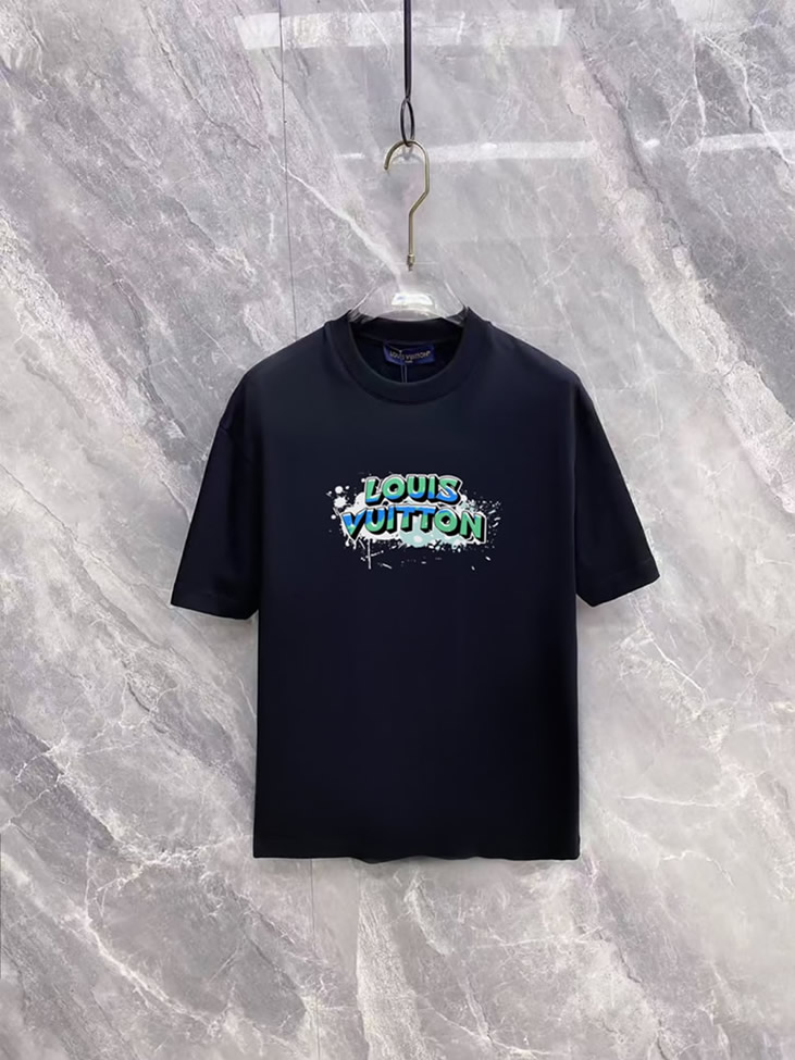 ルイ・ヴィトン グラフィティロゴ アートプリント クルーネックTシャツ ブラック FS479