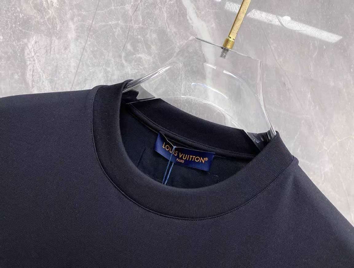 ルイ・ヴィトン ヤシの木モチーフ レトロロゴ クルーネックTシャツ ブラック FS485 - 画像 (2)