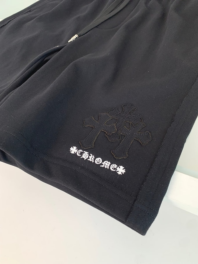 クロムハーツ クロスモチーフ 刺繍スウェットショートパンツ ブラック FS493 - 画像 (5)