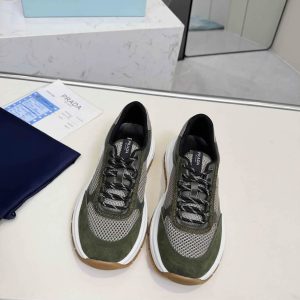 プラダ メッシュ＆スエード 厚底スニーカー カーキ shoes574