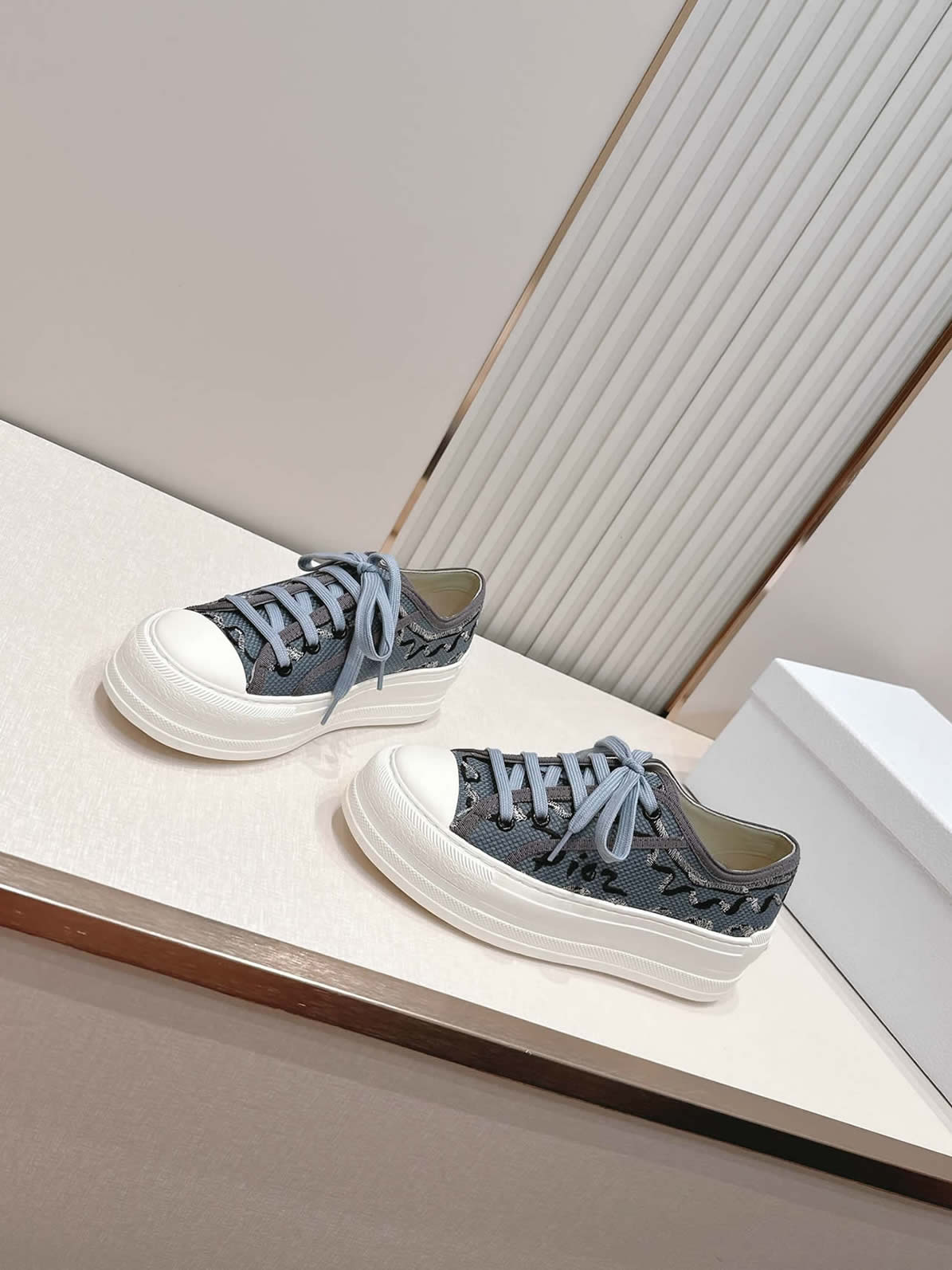 ディオール ロゴグラフィック キャンバス厚底スニーカー ブルー shoes586 - 画像 (3)