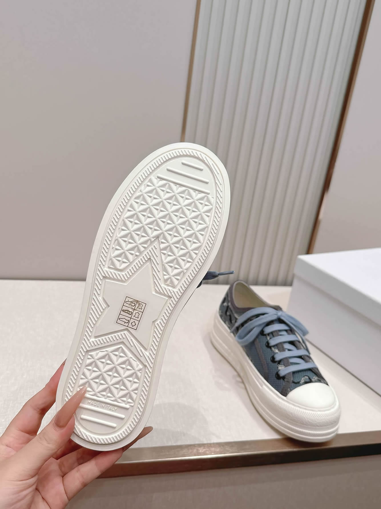 ディオール ロゴグラフィック キャンバス厚底スニーカー ブルー shoes586 - 画像 (8)