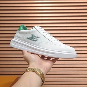 ルイ・ヴィトン グレインレザー スニーカー ホワイト/グリーン shoes586