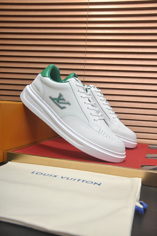 ルイ・ヴィトン グレインレザー スニーカー ホワイト/グリーン shoes586 - 画像 (3)