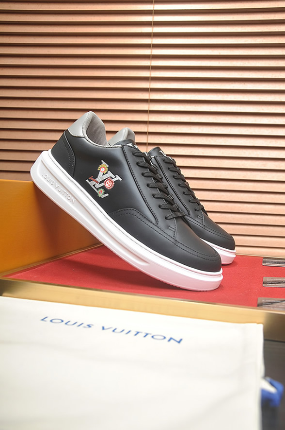 ルイ・ヴィトン フラワーモチーフ レザー 厚底スニーカー ブラック shoes591 - 画像 (3)