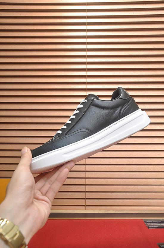 ルイ・ヴィトン スタッズLVロゴ レザー 厚底スニーカー ブラック shoes592 - 画像 (5)