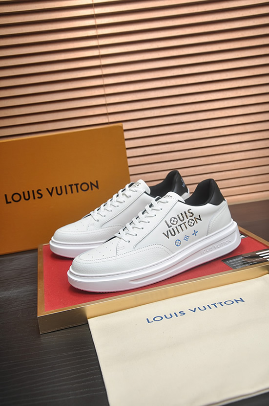 ルイ・ヴィトン モノグラム・フラワーロゴ レザー 厚底スニーカー ホワイト shoes593 - 画像 (4)