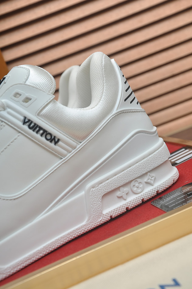 ルイ・ヴィトン スタッズタグ装飾 レザー 厚底スニーカー ホワイト shoes603 - 画像 (9)
