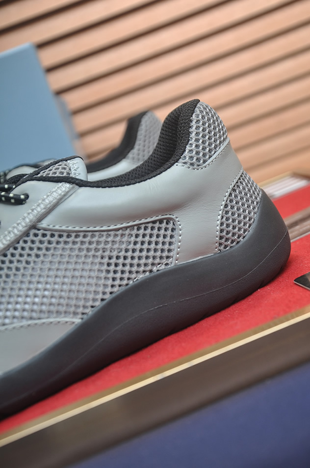 プラダ メッシュ&レザー ドローストリング スニーカー グレー shoes608 - 画像 (9)