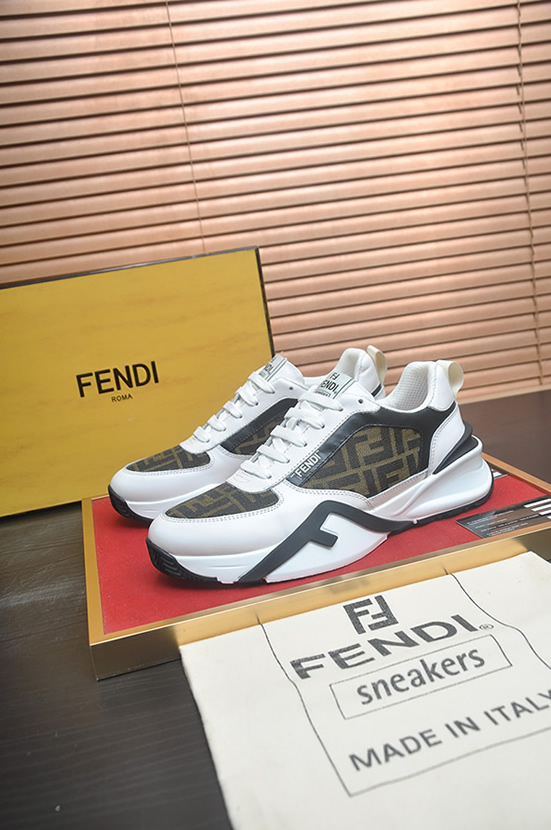 フェンディ FFズッカ柄 レザー スニーカー ホワイト/ブラウン shoes611 - 画像 (4)