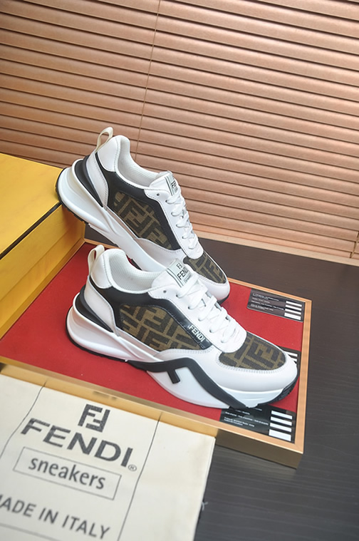 フェンディ FFズッカ柄 レザー スニーカー ホワイト/ブラウン shoes611 - 画像 (6)