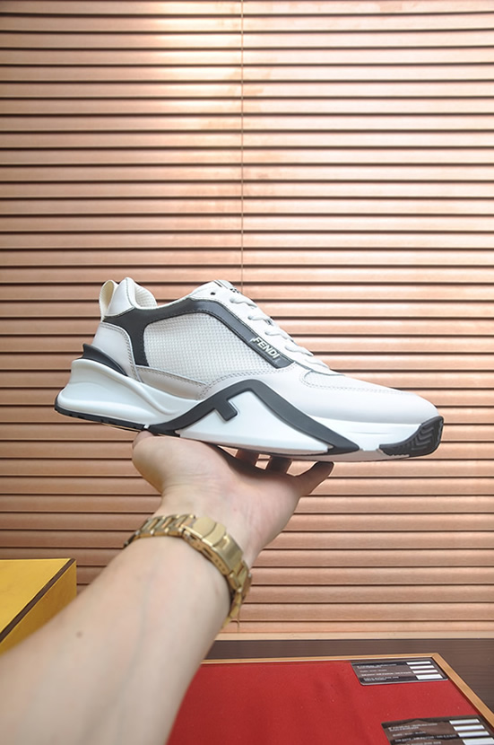 フェンディ メッシュ&レザー スニーカー ホワイト/グレー shoes613