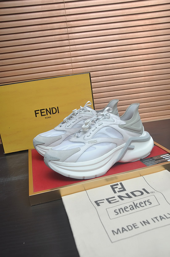 フェンディ テクニカル メッシュ&レザー スニーカー ホワイト/グレー shoes615 - 画像 (4)
