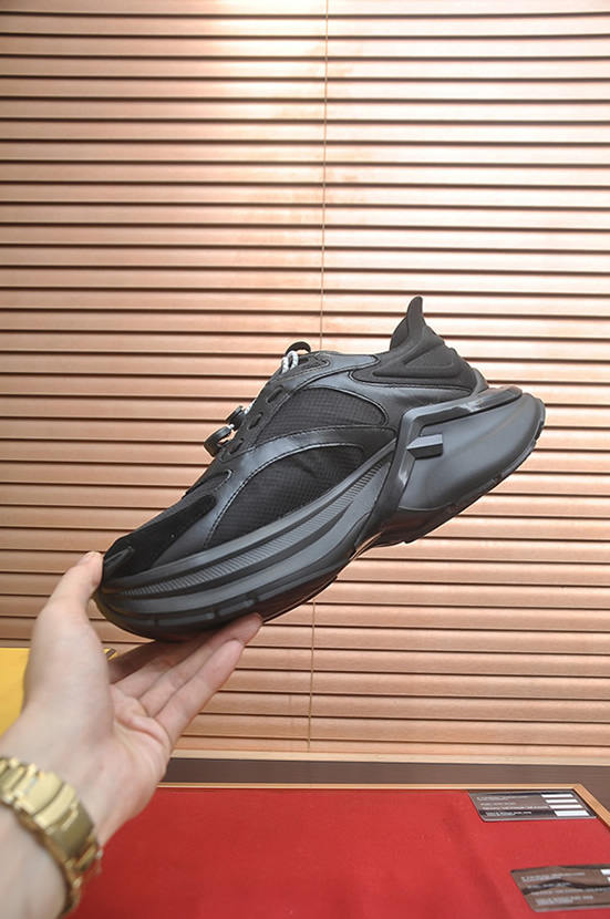 フェンディ テクニカル メッシュ&レザー スニーカー オールブラック shoes618 - 画像 (5)