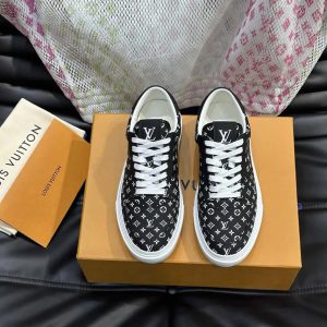 ルイ・ヴィトン モノグラム スニーカー ブラック ホワイト shoes629
