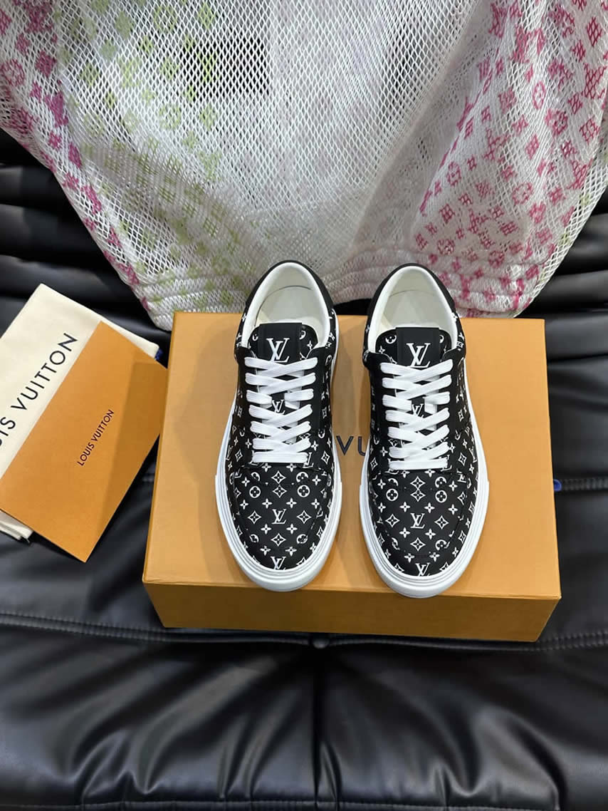 ルイ・ヴィトン モノグラム スニーカー ブラック ホワイト shoes629