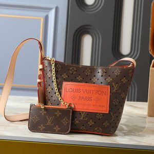 ルイヴィトン モノグラム ペルフォ バケット PM ショルダーバッグ ポーチ付き ブラウン オレンジ  M29075