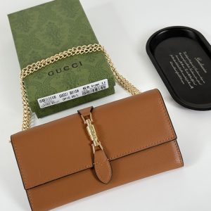 グッチ ジャッキー 1961 レザー チェーンウォレット 長財布 ブラウン gucB515