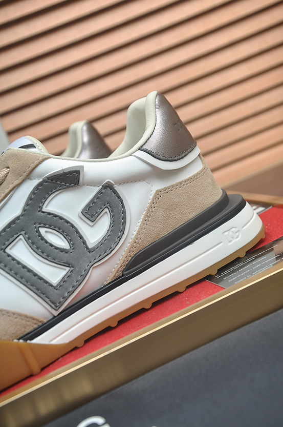ドルチェ&ガッバーナ DGロゴ スエード レザー スニーカー ベージュ ホワイト shoes680 - 画像 (9)