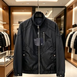 プラダ トライアングルポケット ステッチライン ナイロン ジャケット ブルゾン ブラック FS554