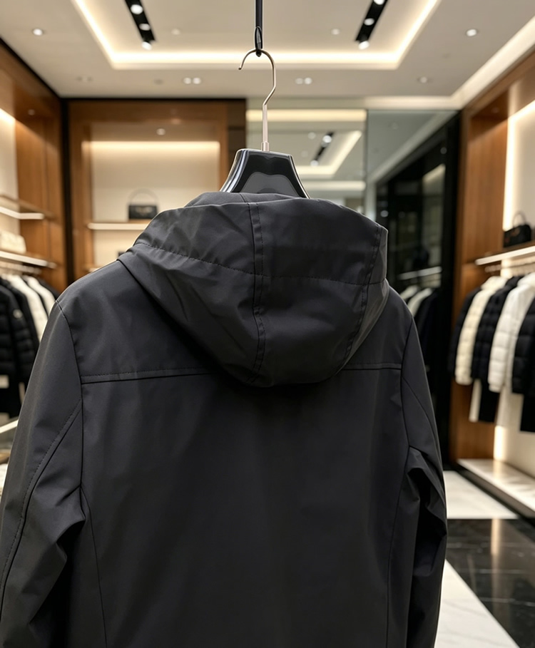 プラダ Re-Nylon フード付き テクニカル ジャケット ブルゾン ブラック FS555 - 画像 (4)