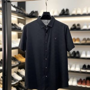 ルイ・ヴィトン モノグラム ジャカード 半袖 シャツ ブラック FS560