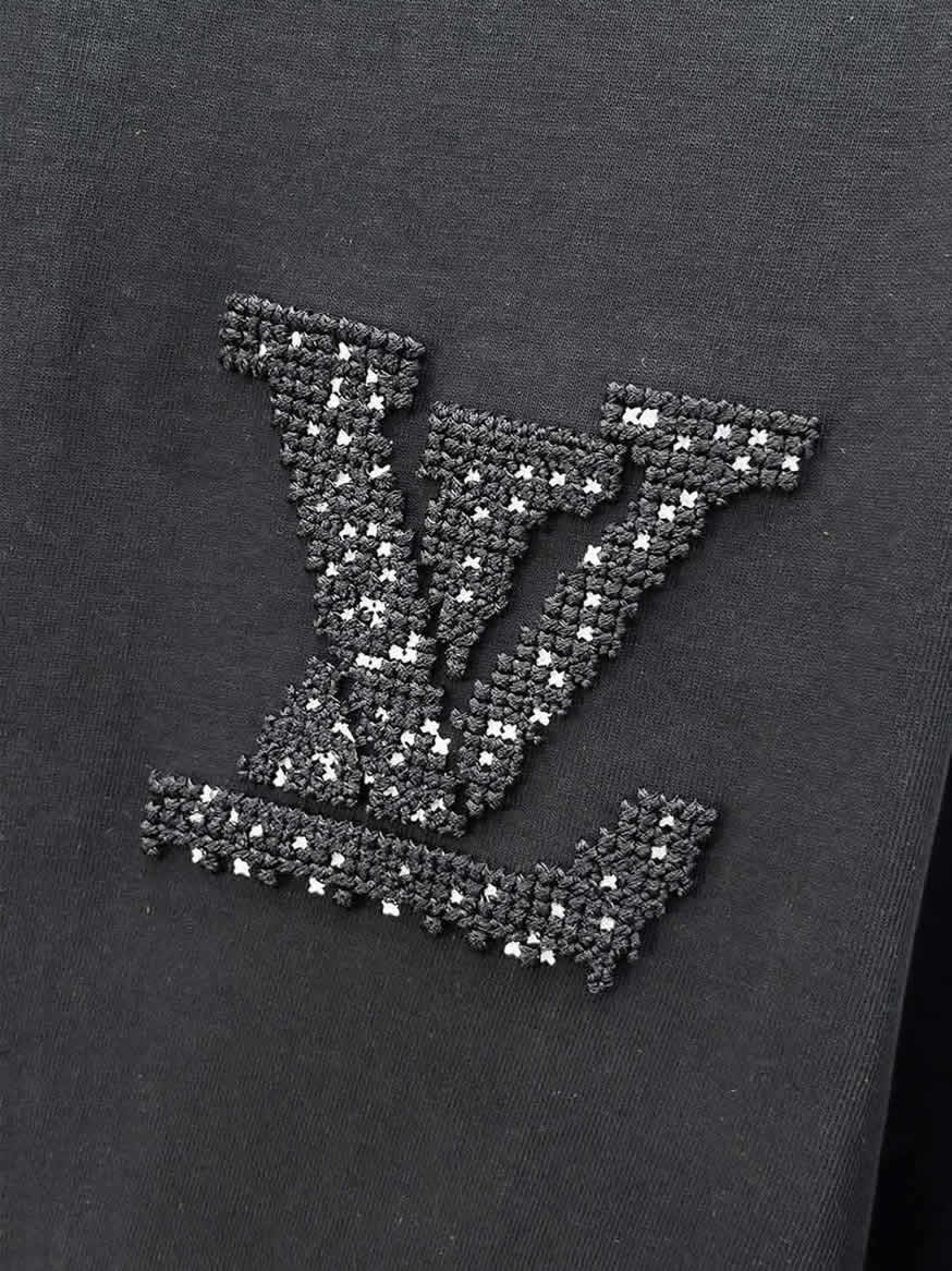 ルイ・ヴィトン LVイニシャル スポット柄 半袖 Tシャツ ブラック FS586 - 画像 (10)