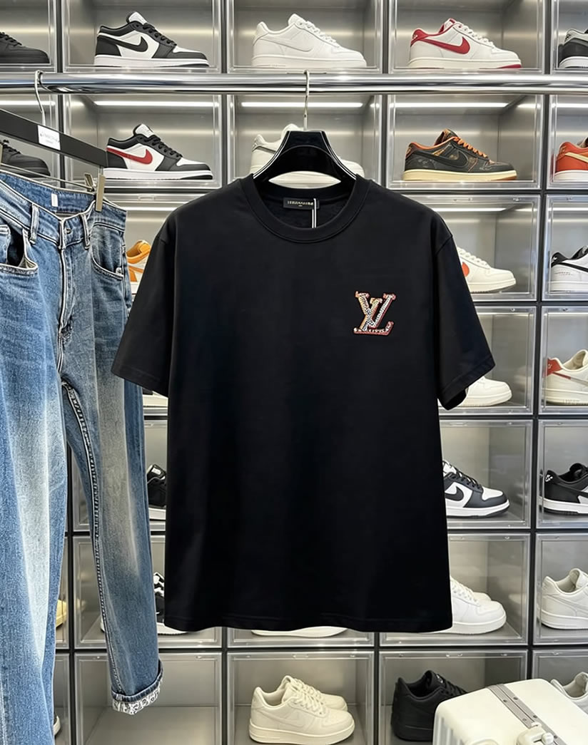 ルイ・ヴィトン LVイニシャル ラインストーン 半袖 Tシャツ ブラック FS589