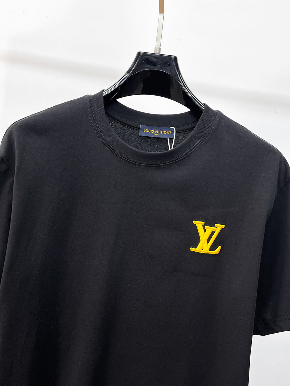 ルイ・ヴィトン LVイニシャル 立体刺繍 半袖 Tシャツ ブラック FS590 - 画像 (2)