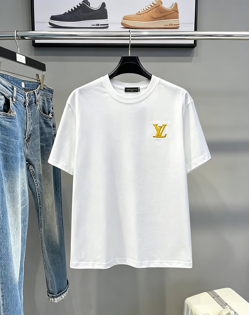 ルイ・ヴィトン LVイニシャル 立体刺繍 半袖 Tシャツ ホワイト FS591