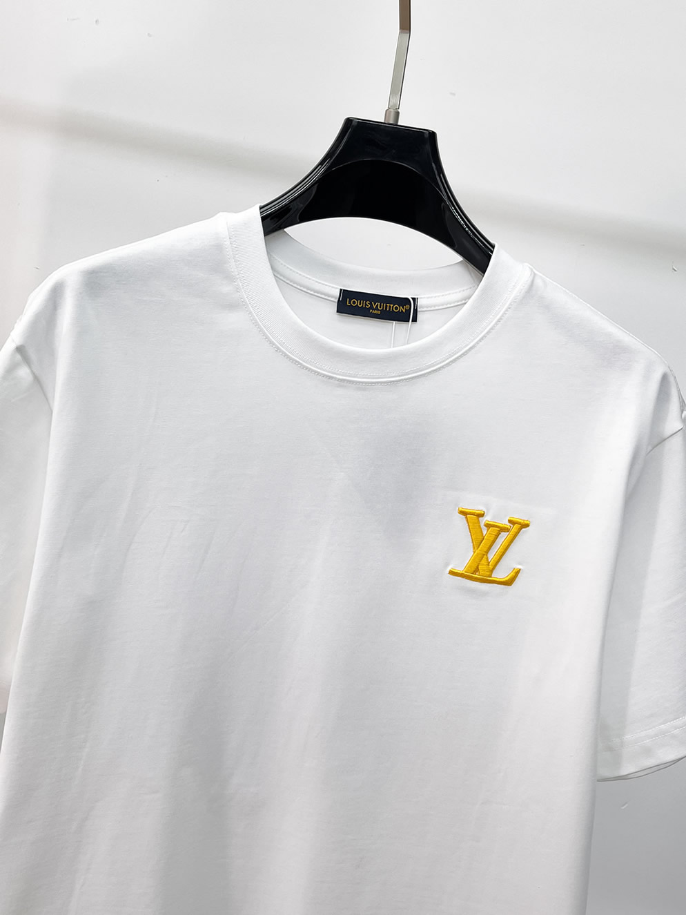 ルイ・ヴィトン LVイニシャル 立体刺繍 半袖 Tシャツ ホワイト FS591 - 画像 (3)