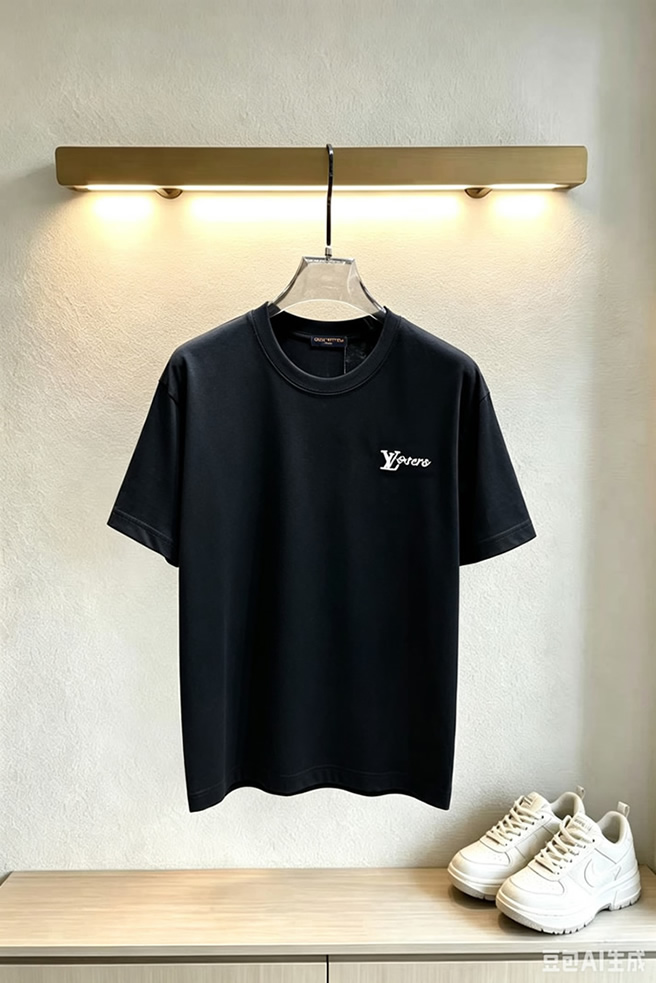 ルイ・ヴィトン LV Lovers 刺繍 半袖 Tシャツ ブラック FS592 - 画像 (3)