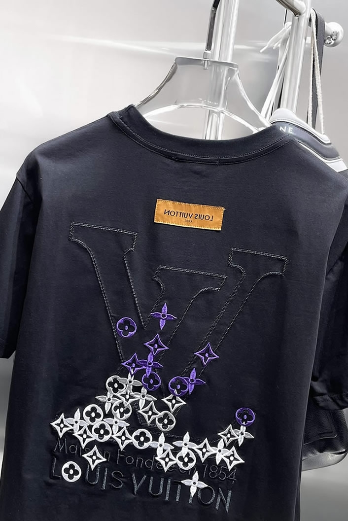 ルイ・ヴィトン LVイニシャル モノグラム グラフィティ 刺繍 半袖 Tシャツ ブラック FS597 - 画像 (4)